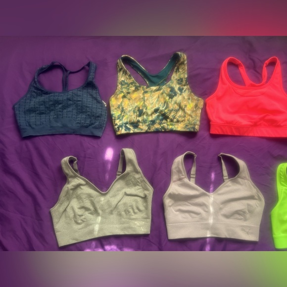 Sport bras- 9 for a deal price - Picture 3 of 3